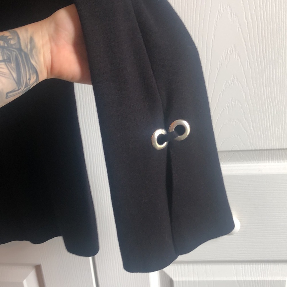 Sweater - Picture 2 of 4